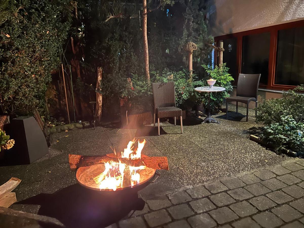 Haus Pia Executive Suites FDH Kültér fotó