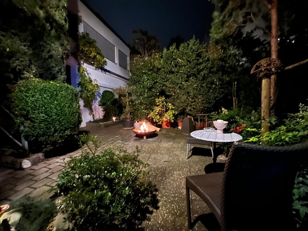 Haus Pia Executive Suites FDH Kültér fotó